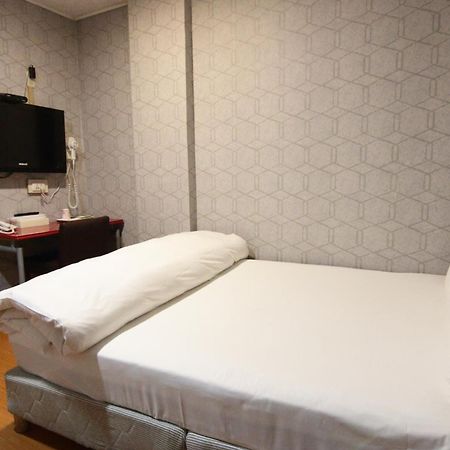 ז'ונגלי Baoshan Hotel מראה חיצוני תמונה